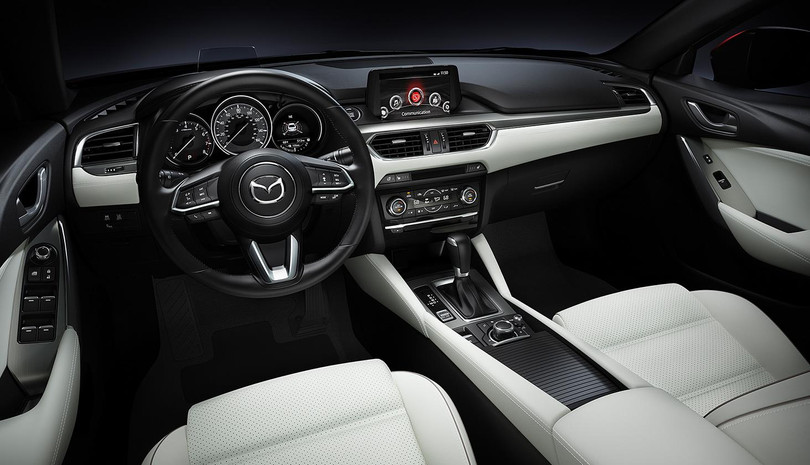 Mazda6 2019 loại bỏ hộp số sàn, tăng giá bán gần 2.000 USD