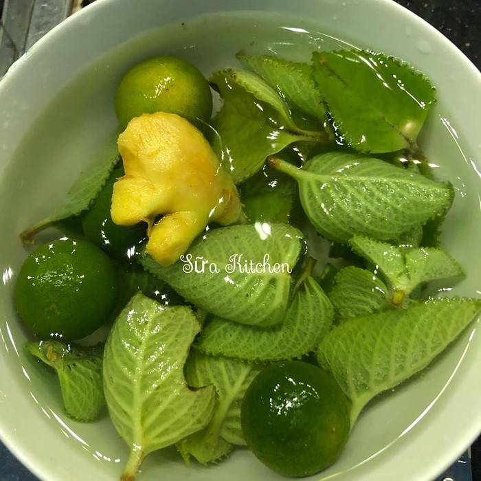 Cách làm siro húng chanh đường phèn trị ho, cúm giao mùa cực nhạy cho bé