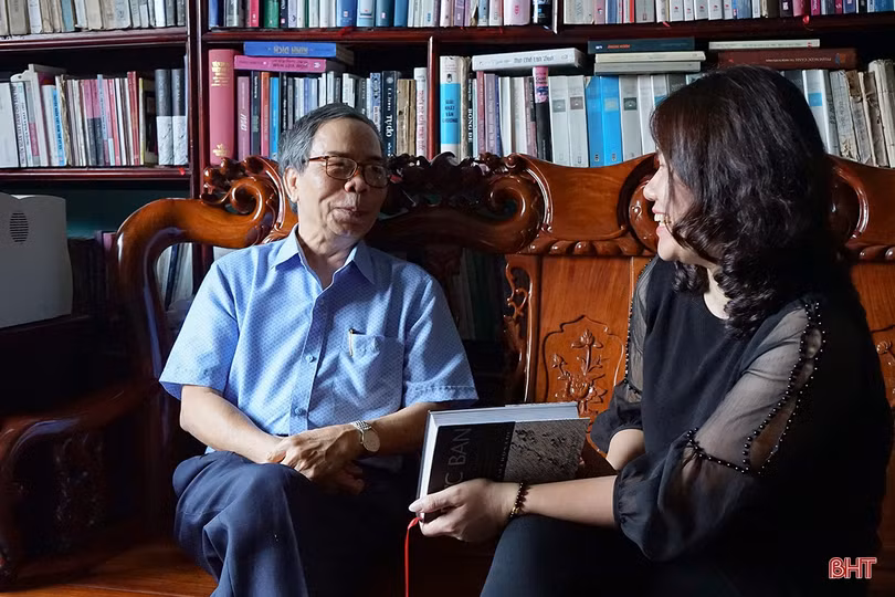 Nhà văn Đức Ban: “Đêm thức” để sáng...