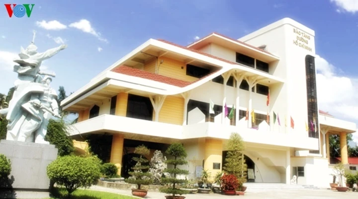 Hình ảnh tư liệu về Trung tướng Đồng Sỹ Nguyên thời chiến tranh