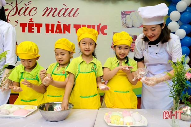 Trải nghiệm thú vị Lễ hội Tết Hàn thực ở Trường Mầm non Trí Đức