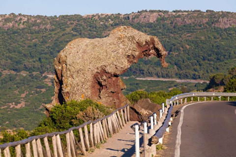 11 kỳ quan thiên nhiên kỳ lạ, thách thức trí tưởng tượng của du khách