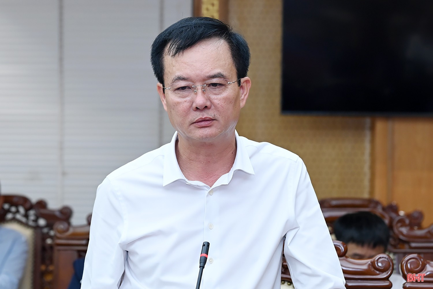 Đồng chí Trần Báu Hà - Phó Chủ tịch Thường trực UBND tỉnh, Phó Trưởng BCĐ tỉnh phát biểu tại hội nghị.