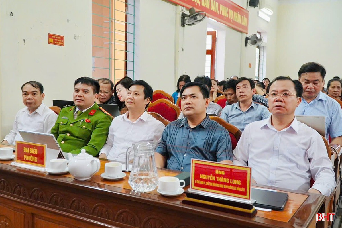 Đại biểu dự hội nghị.