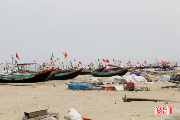 Tìm thấy thi thể cháu bé đuối nước ở Xuân Yên