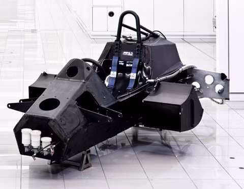 15,5 triệu USD là chi phí để sản xuất một chiếc xe đua F1