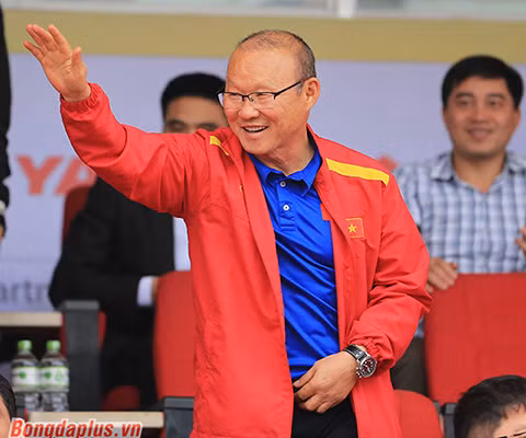 Tập trung cho World Cup, SEA Games, thầy Park chưa tính chuyện gia hạn hợp đồng