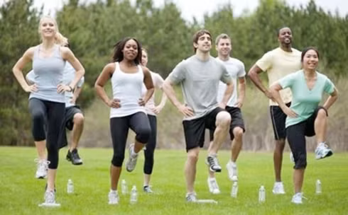 Bỏ ngay những thói quen xấu này để dạ dày không bị “phá hủy“