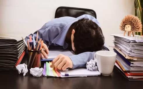 Bỏ ngay những thói quen xấu này để dạ dày không bị “phá hủy“