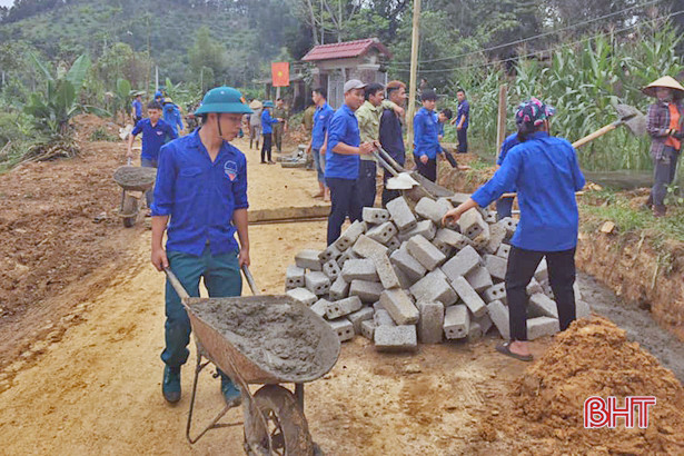 Hương Sơn huy động 22 tỷ đồng cải tạo vườn hộ, chỉnh trang xóm làng