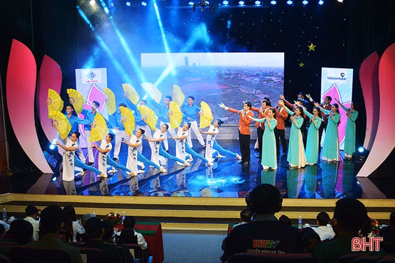 Xúc động và ý nghĩa chương trình truyền hình “Hà Tĩnh làm theo lời Bác”