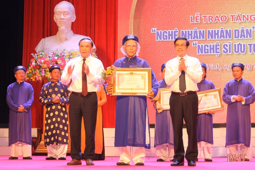 9 cá nhân ở Hà Tĩnh được phong tặng Nghệ nhân nhân dân, Nghệ nhân ưu tú, Nghệ sỹ ưu tú