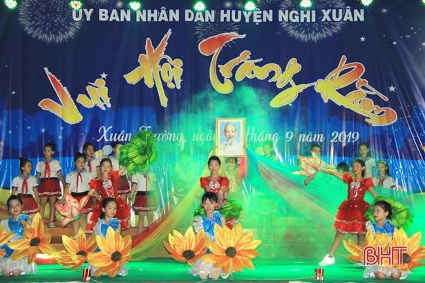 Nhiều phần quà trung thu cho trẻ em nghèo Hà Tĩnh