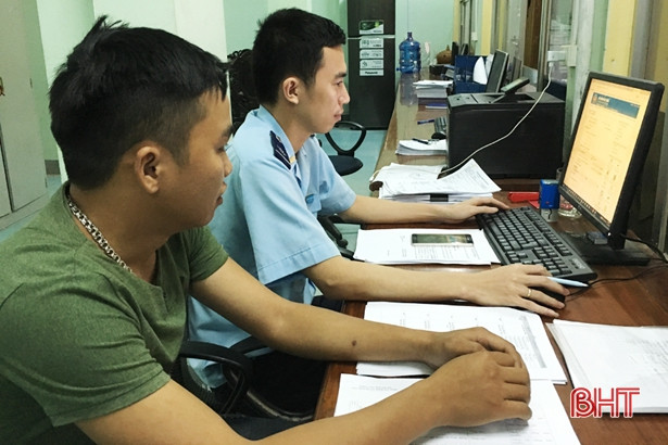 Hải quan Hà Tĩnh thí điểm triển khai nộp thuế điện tử doanh nghiệp nhờ thu