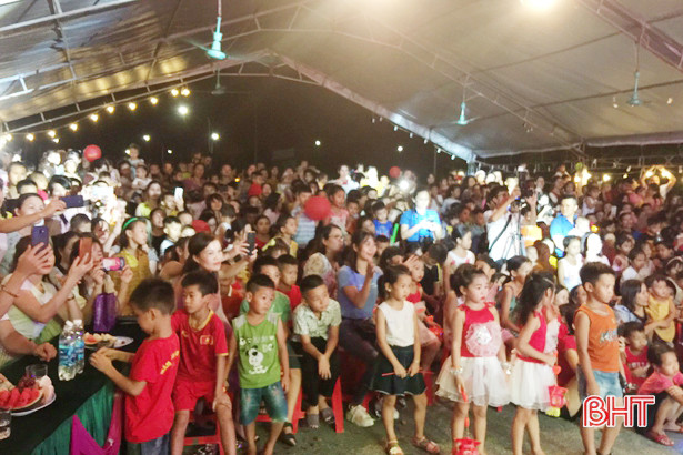 4.800 suất quà trung thu đến với con em người lao động Formosa Hà Tĩnh