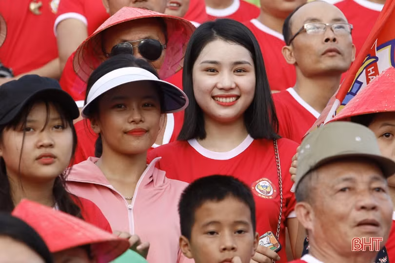 Vòng 21 Giải hạng Nhất quốc gia: Hồng Lĩnh Hà Tĩnh tái ngộ Phố Hiến