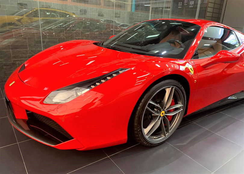 Đột nhập showroom siêu xe tại Lào, đầy đủ các siêu phẩm mơ ước