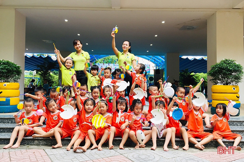Học sinh mầm non Trí Đức háo hức khám phá Tết Trung thu
