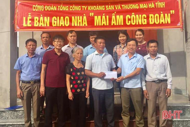 3 đoàn viên có hoàn cảnh khó khăn được công đoàn hỗ trợ