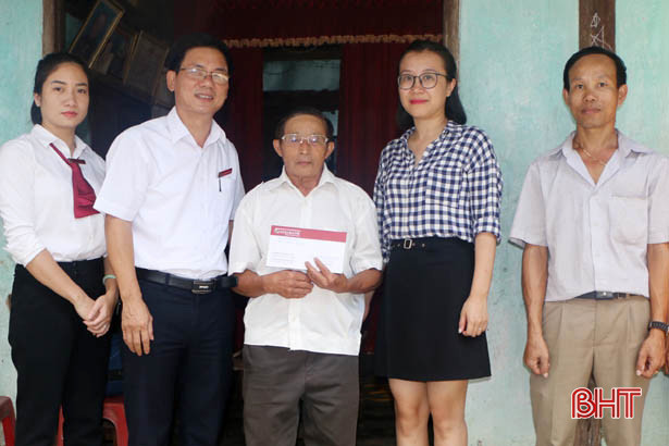 Báo Hà Tĩnh trên hành trình kết nối yêu thương ảnh 10 Báo Hà Tĩnh trên hành trình kết nối yêu thương