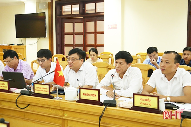 Hà Tĩnh chia sẻ công tác cải cách hành chính với nước bạn Lào