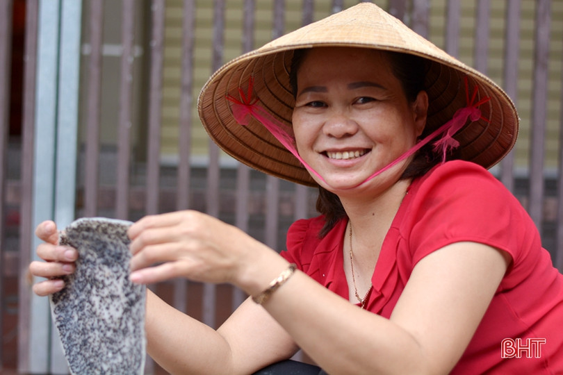 Về Kỳ Anh coi chừng “nghiện” bánh đa chợ Cầu!
