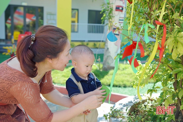 Cô trò Trường Mầm non Trung Kiên vui ngày hội đến trường