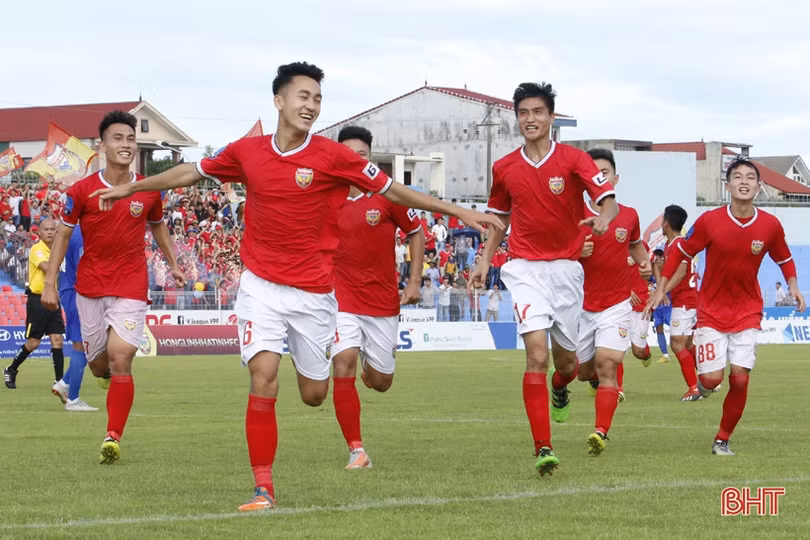 Vòng 21 Giải hạng Nhất quốc gia: Hồng Lĩnh Hà Tĩnh tái ngộ Phố Hiến