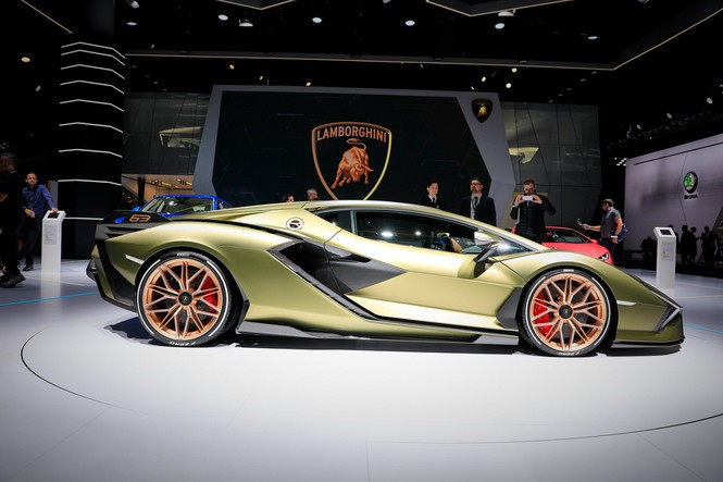 Siêu xe Lamborghini Sian chính thức trình làng