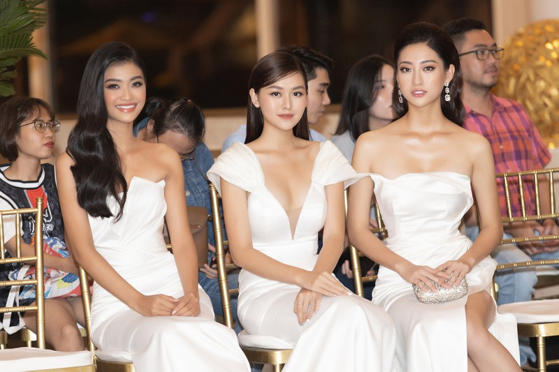Top 3 Miss World Vietnam “đốt mắt” trong trang phục váy trắng nuột nà