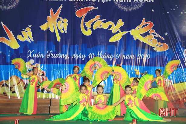 Nhiều phần quà trung thu cho trẻ em nghèo Hà Tĩnh