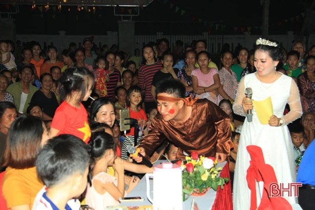 Nhiều phần quà trung thu cho trẻ em nghèo Hà Tĩnh