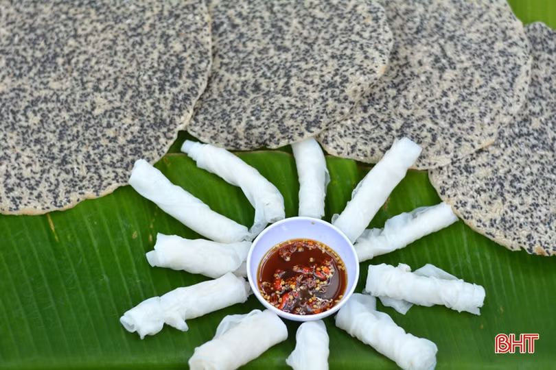 Về Kỳ Anh coi chừng “nghiện” bánh đa chợ Cầu!