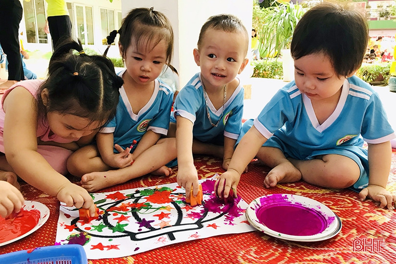 Học sinh mầm non Trí Đức háo hức khám phá Tết Trung thu