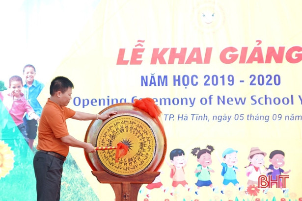 Cô trò Trường Mầm non Trung Kiên vui ngày hội đến trường