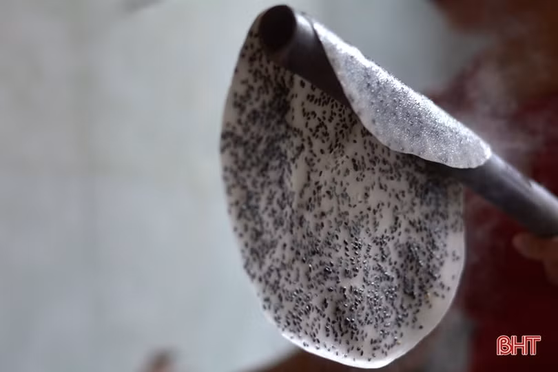 Về Kỳ Anh coi chừng “nghiện” bánh đa chợ Cầu!