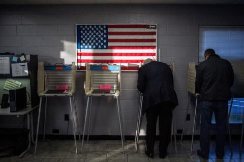 Tình báo Mỹ khiến Nga hay ông Trump đau điếng?