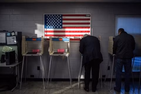 Tình báo Mỹ khiến Nga hay ông Trump đau điếng?