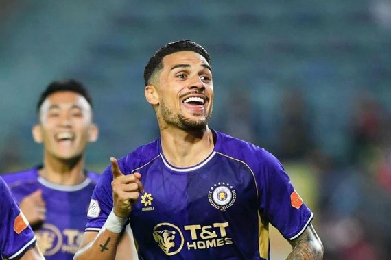 Hoàng Hên không lên tuyển Việt Nam lúc này thì khi nào?