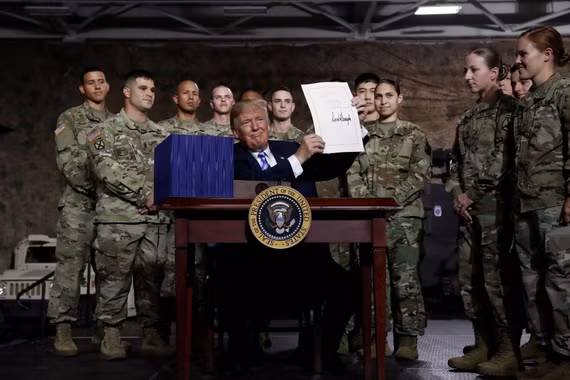 Ông Trump đề xuất tăng kỷ lục ngân sách quân sự lên 1.500 tỷ USD