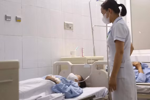 Mỗi trạm y tế cấp xã dự kiến 15 người, tăng theo dân số