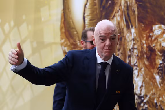 Infantino bên bờ vực mất ghế