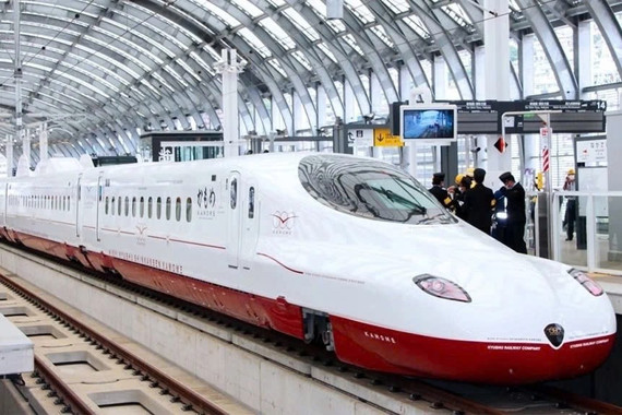 Chính phủ lấy ý kiến bộ, ngành về việc Vinspeed đề xuất đầu tư đường sắt tốc độ cao