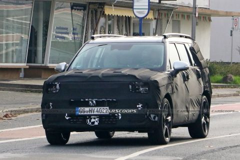 Hyundai Santa Fe 2024 lộ ảnh nội thất sang trọng như Grandeur