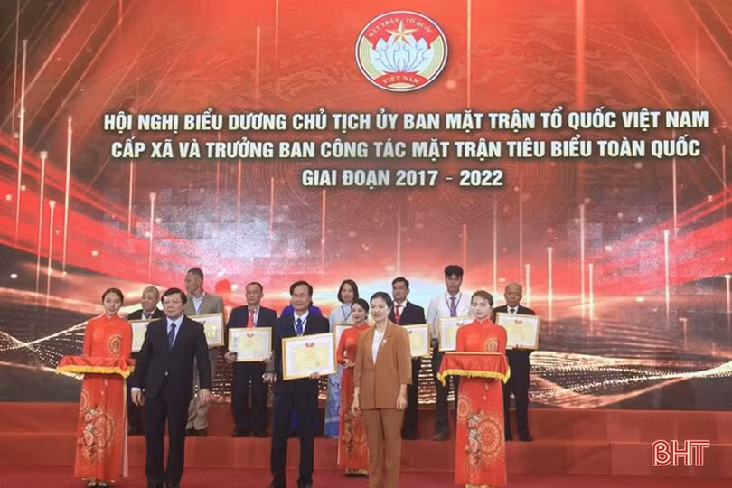 Người cán bộ mặt trận tâm huyết với việc chung 