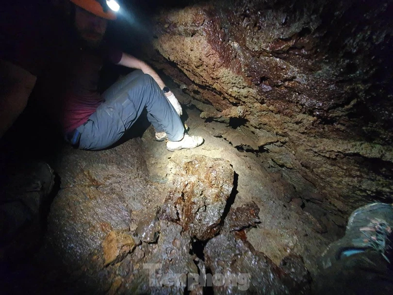 Phát hiện mới về hang động núi lửa dài nhất Đông Nam Á tại Đắk Nông