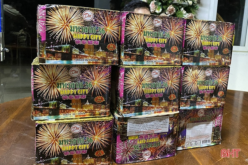 Ra tù gần 1 năm, tiếp tục bị bắt khi tàng trữ hơn 10kg pháo hoa nổ