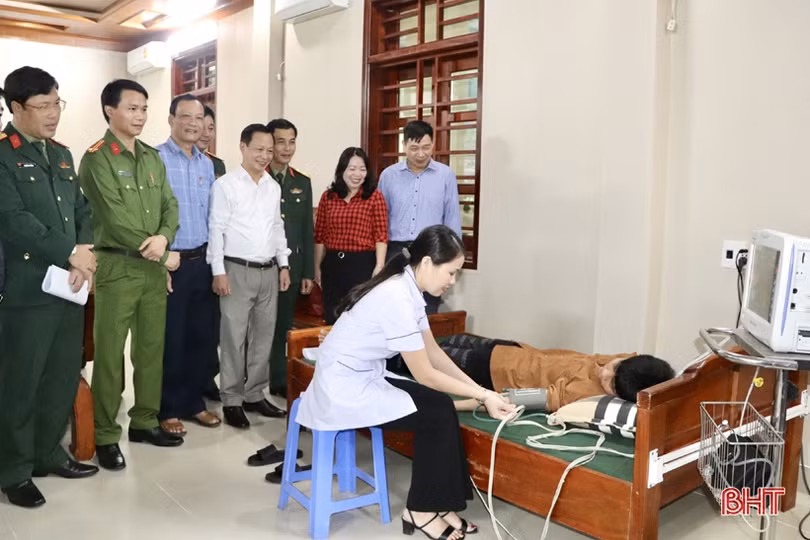 170 thanh niên Vũ Quang tham gia khám tuyển nghĩa vụ quân sự