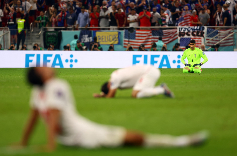 Anh, Mỹ vượt qua vòng bảng World Cup