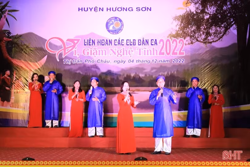 Lắng đọng Liên hoan các CLB dân ca ví, giặm huyện Hương Sơn